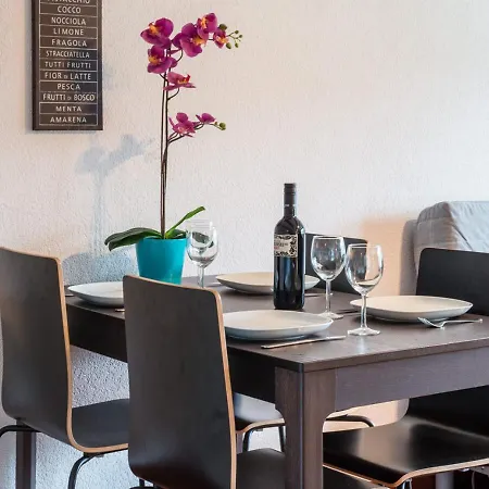Hitrental Niederdorf - Apartment