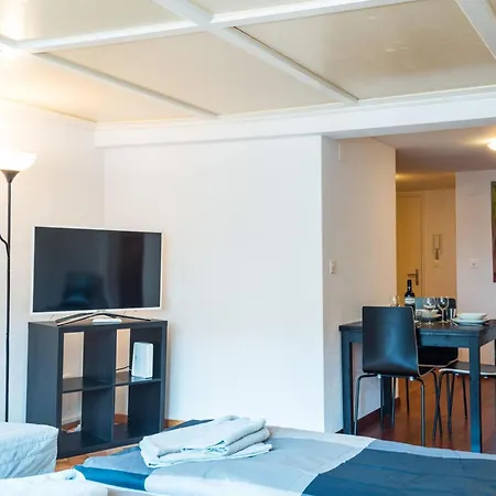 Hitrental Niederdorf - Апартаменты *