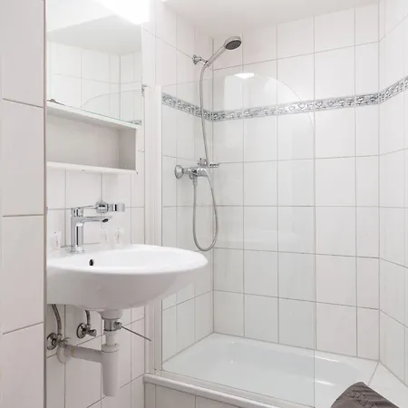 Hitrental Niederdorf - Apartment *