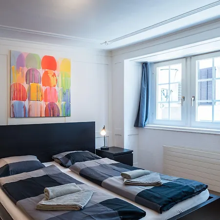 Апартаменты Hitrental Niederdorf - *