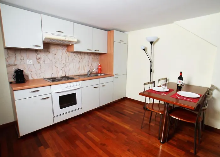 Apartment Hitrental Niederdorf - *